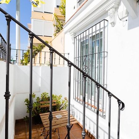 Loft En Primera Linea Del Paseo Maritimo Malaga Bagian luar foto