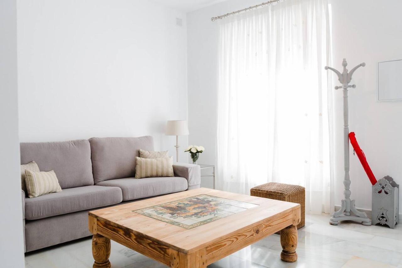 Loft En Primera Linea Del Paseo Maritimo Malaga Bagian luar foto